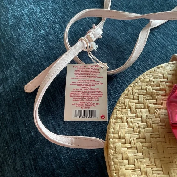 Juicy Couture Small Wicker Messenger Bag NWT - Picture 2 of 4